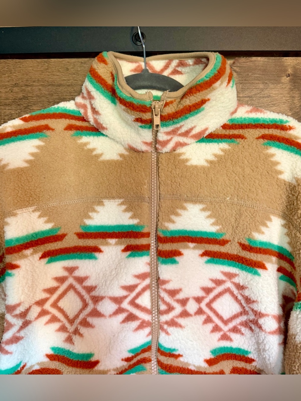 NWT Aztec Print Cropped Sherpa Jacket - Picture 9 of 13